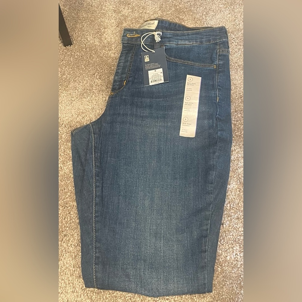 Universal Thread Mid rise Skinny Blue Mist Jeans
